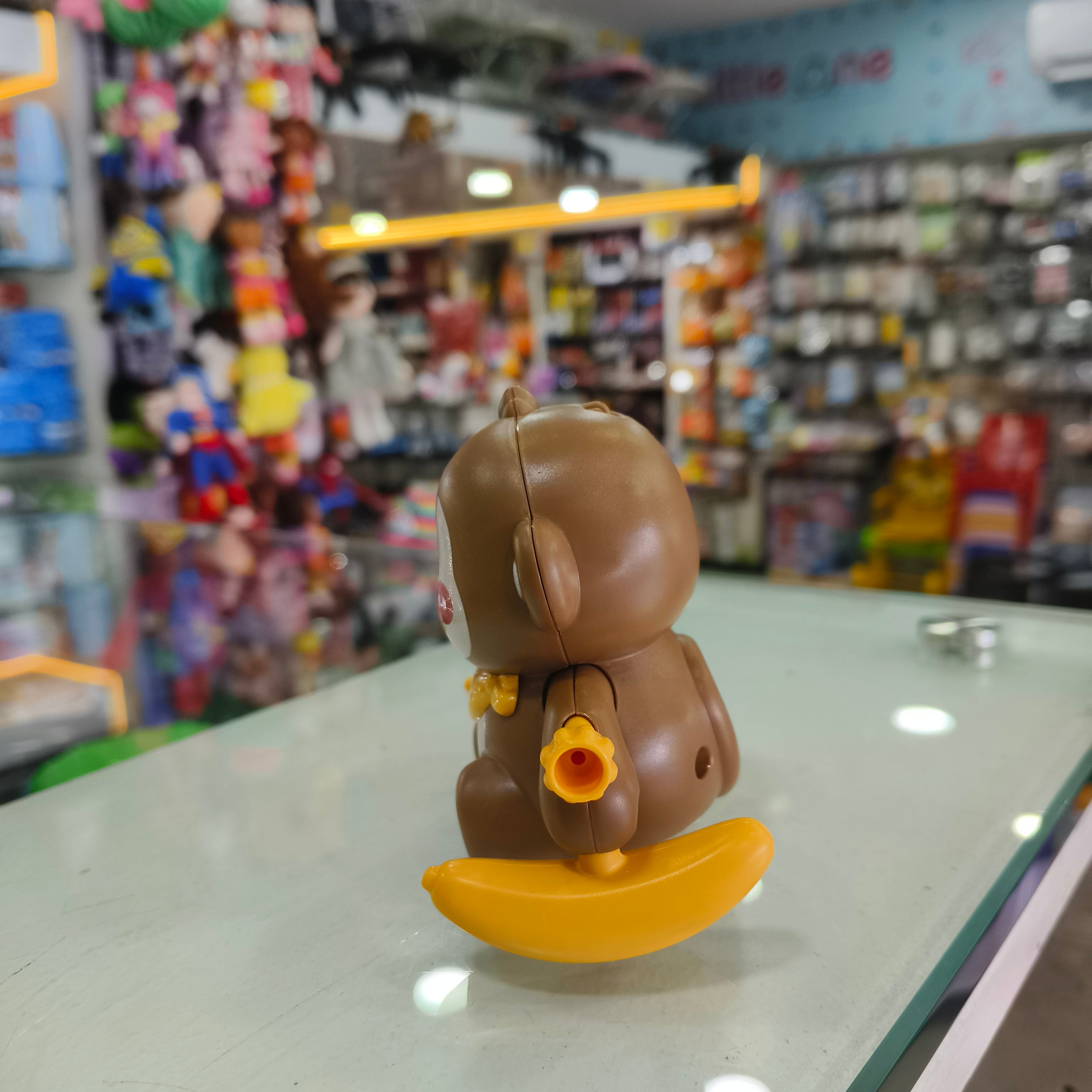 "Cute" Monkey with Banana Wind-Up Toy